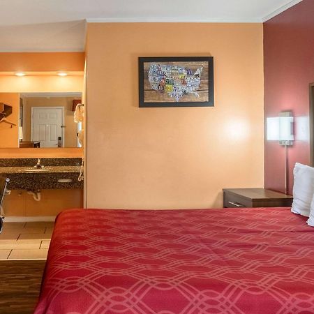 Econo Lodge Cornersville Eksteriør bilde