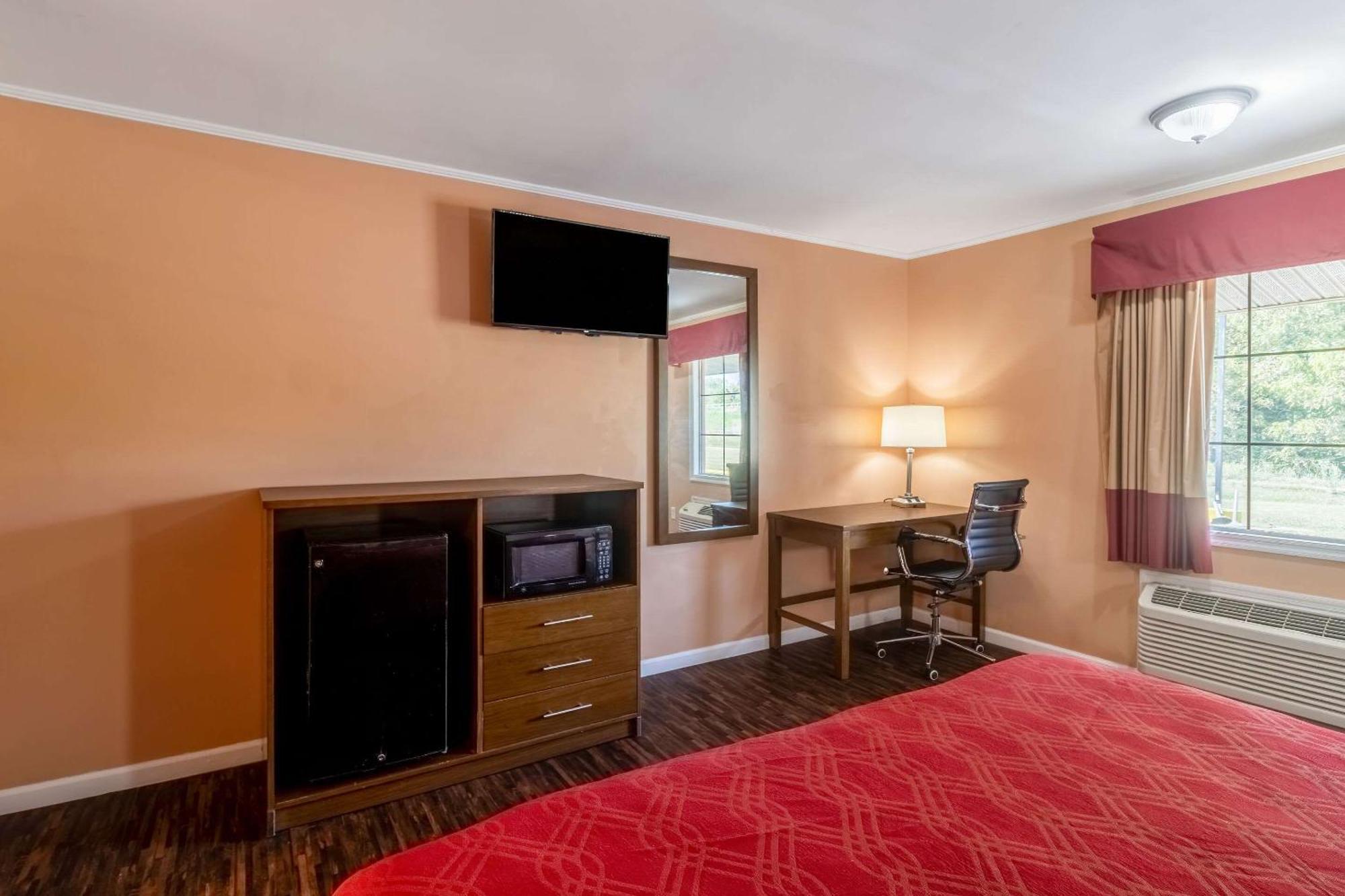 Econo Lodge Cornersville Eksteriør bilde