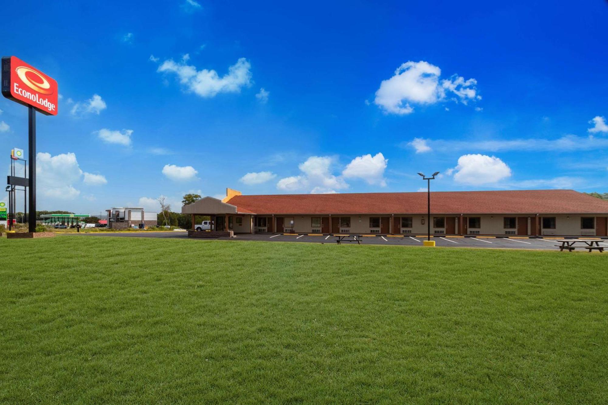 Econo Lodge Cornersville Eksteriør bilde