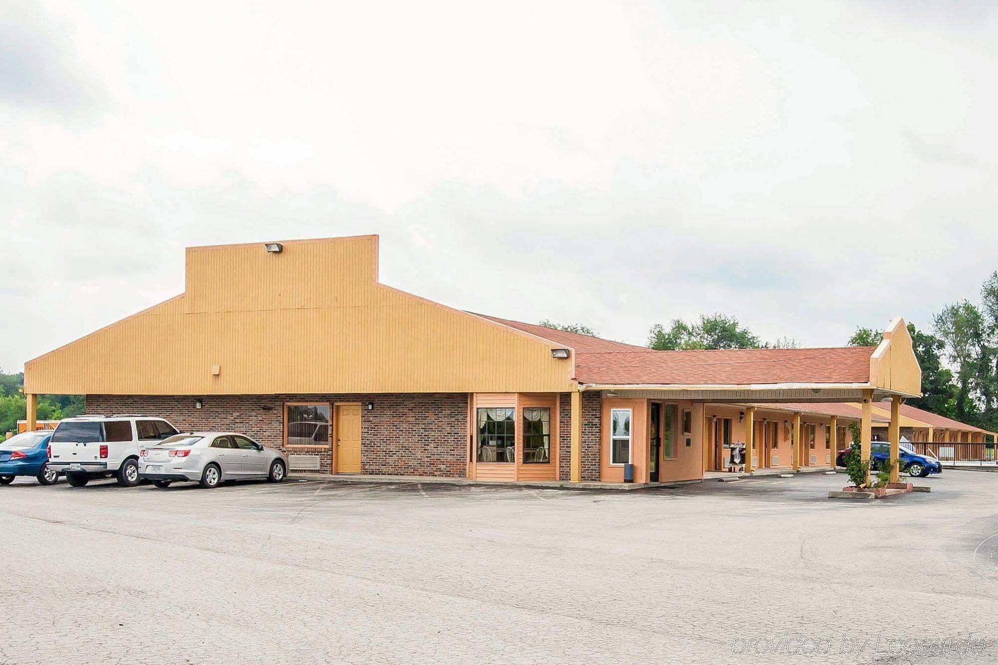 Econo Lodge Cornersville Eksteriør bilde