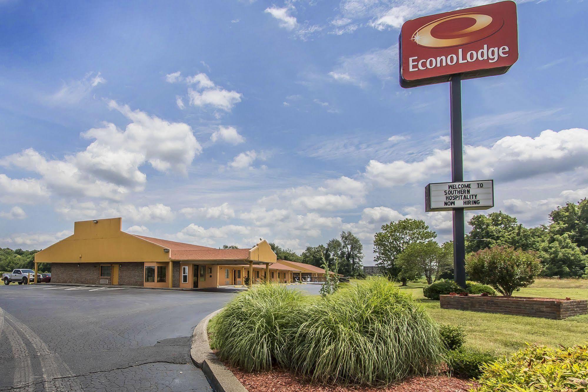 Econo Lodge Cornersville Eksteriør bilde